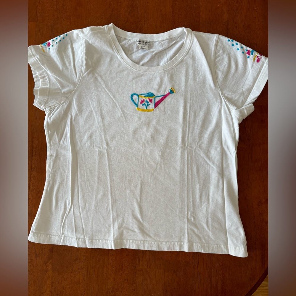 Vintage Swan Magic embroidered short sleeve t-shirt , size large